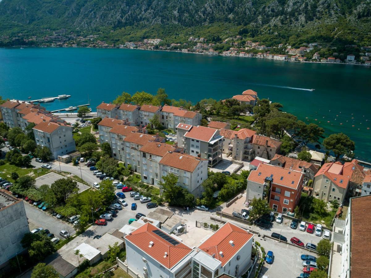 Maison W Κότορ Εξωτερικό φωτογραφία